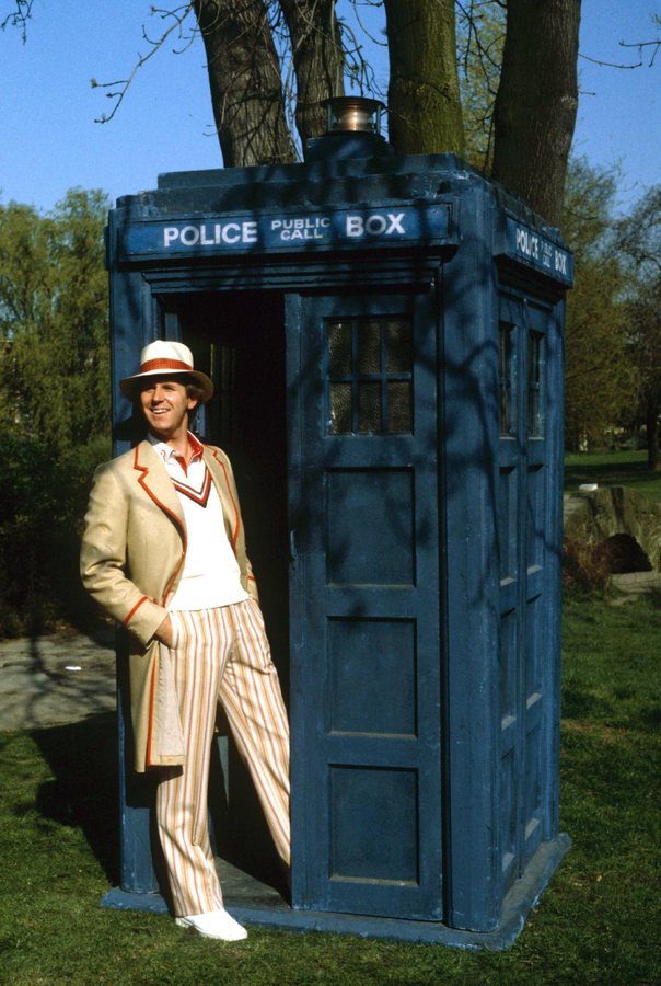 Peter Davison verrät, warum David Tennant ihn in der TARDIS zurechtwies