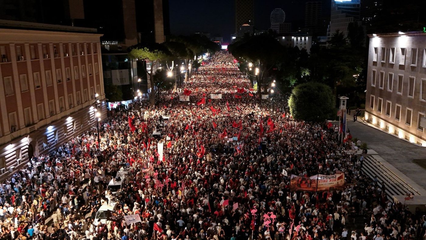 Albaniens „Flamingo-Revolution“ hält an: Massenproteste gegen Luxusresorts im Naturschutzgebiet