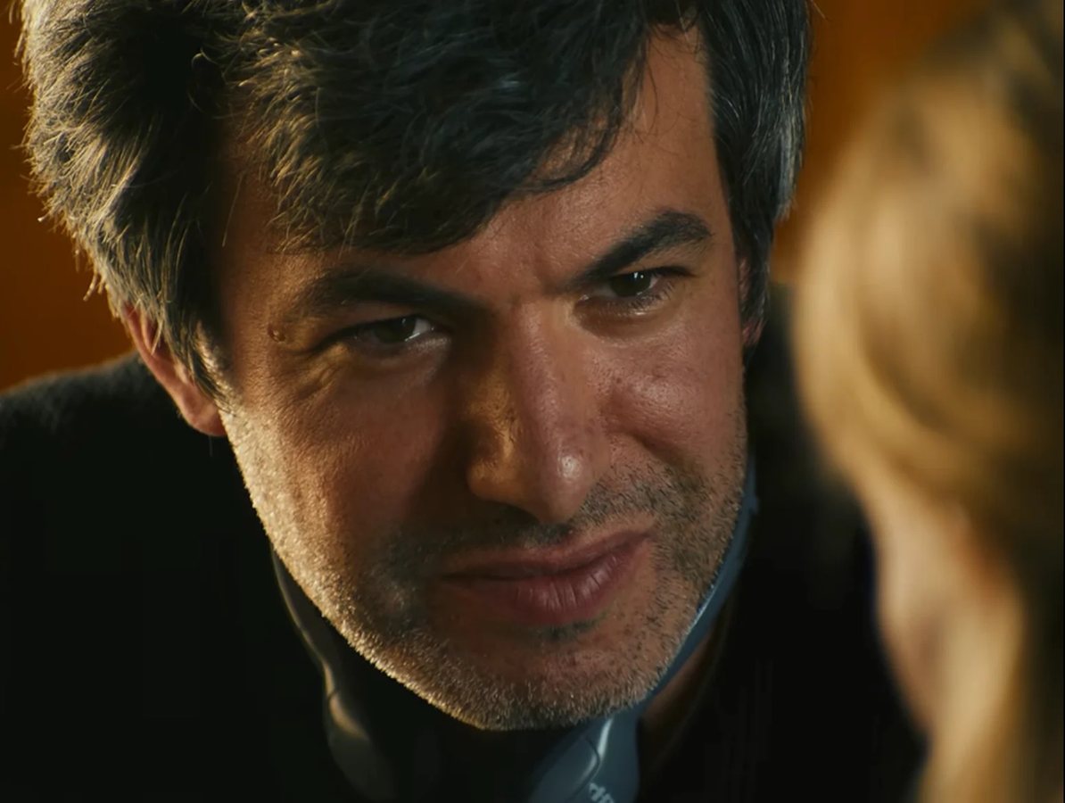 Dokumentarfilm «You Can See Everything» zeigt Elizabeth Holmes beim Ansehen ihrer eigenen Serienfigur