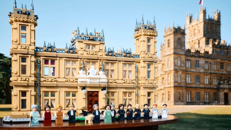 LEGO bringt «Downton Abbey» mit Highclere-Castle-Set heraus