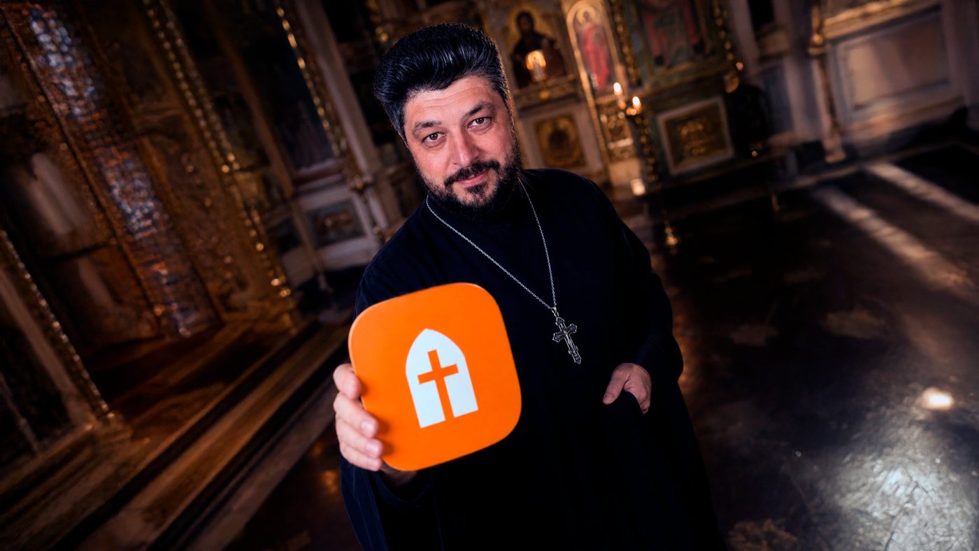 Ukrainischer Priester startet christliche soziale Netzwerkplattform D.O.M.