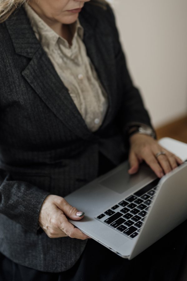 Mehr Frauenjobs, weniger Männerjobs? Was hinter dem US-Trend steckt