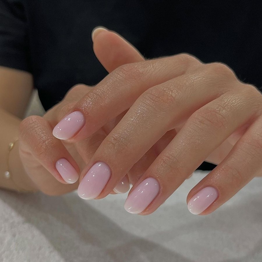 Herbst-Maniküre: 7 elegante Nagellack-Farben für die kühle Jahreszeit