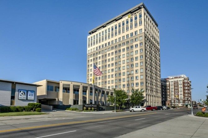 Berkshire gibt Milliarden aus statt nur Cash zu horten