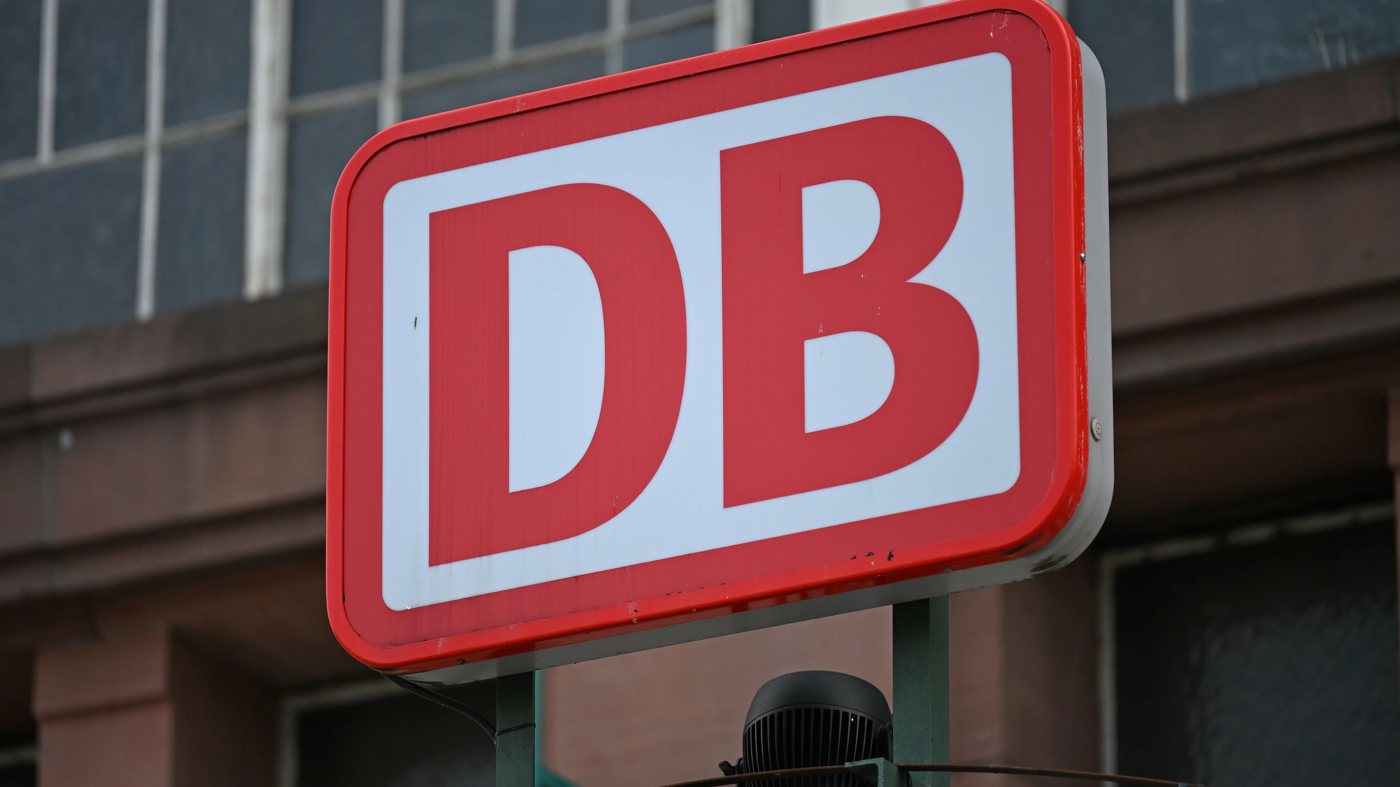 Haftbefehl nach Sturz eines Bahnmitarbeiters aus fahrendem Zug abgelehnt