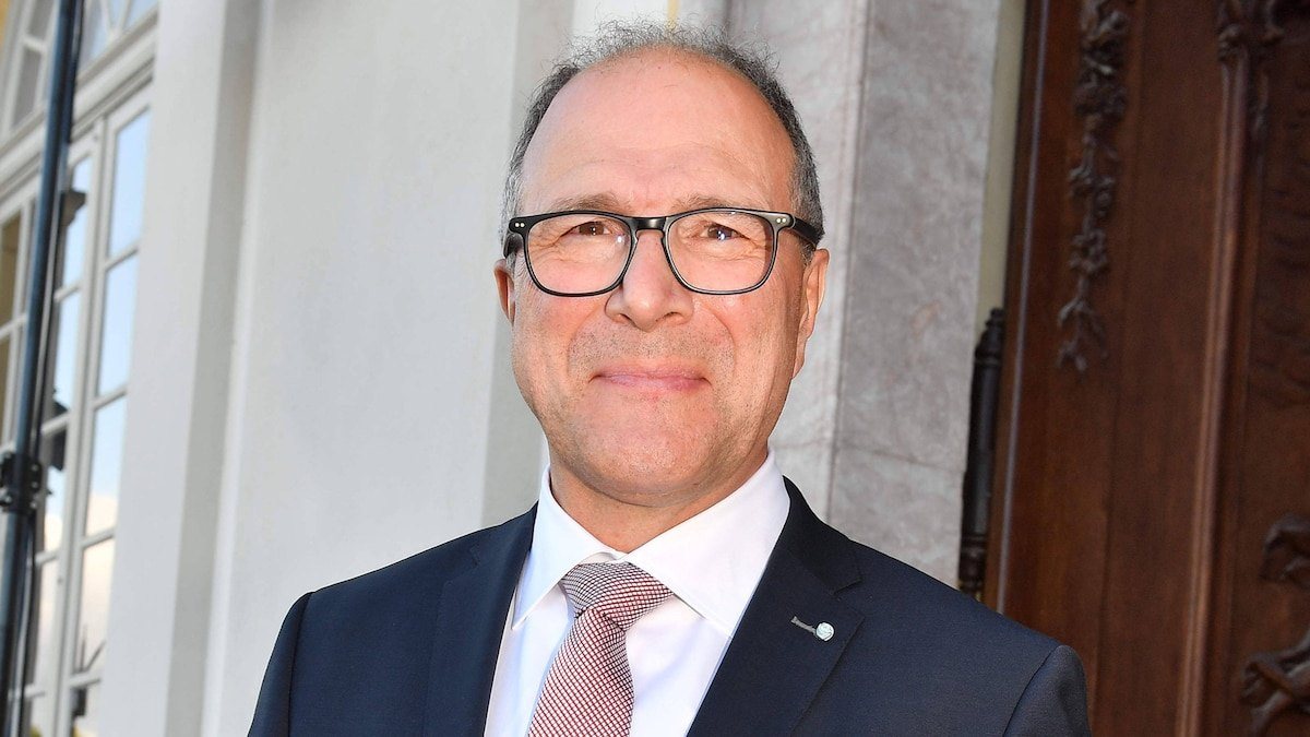 Alexander Hold nach Krebserkrankung zurück im TV